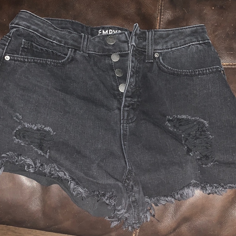 Cute black ripped shorts
